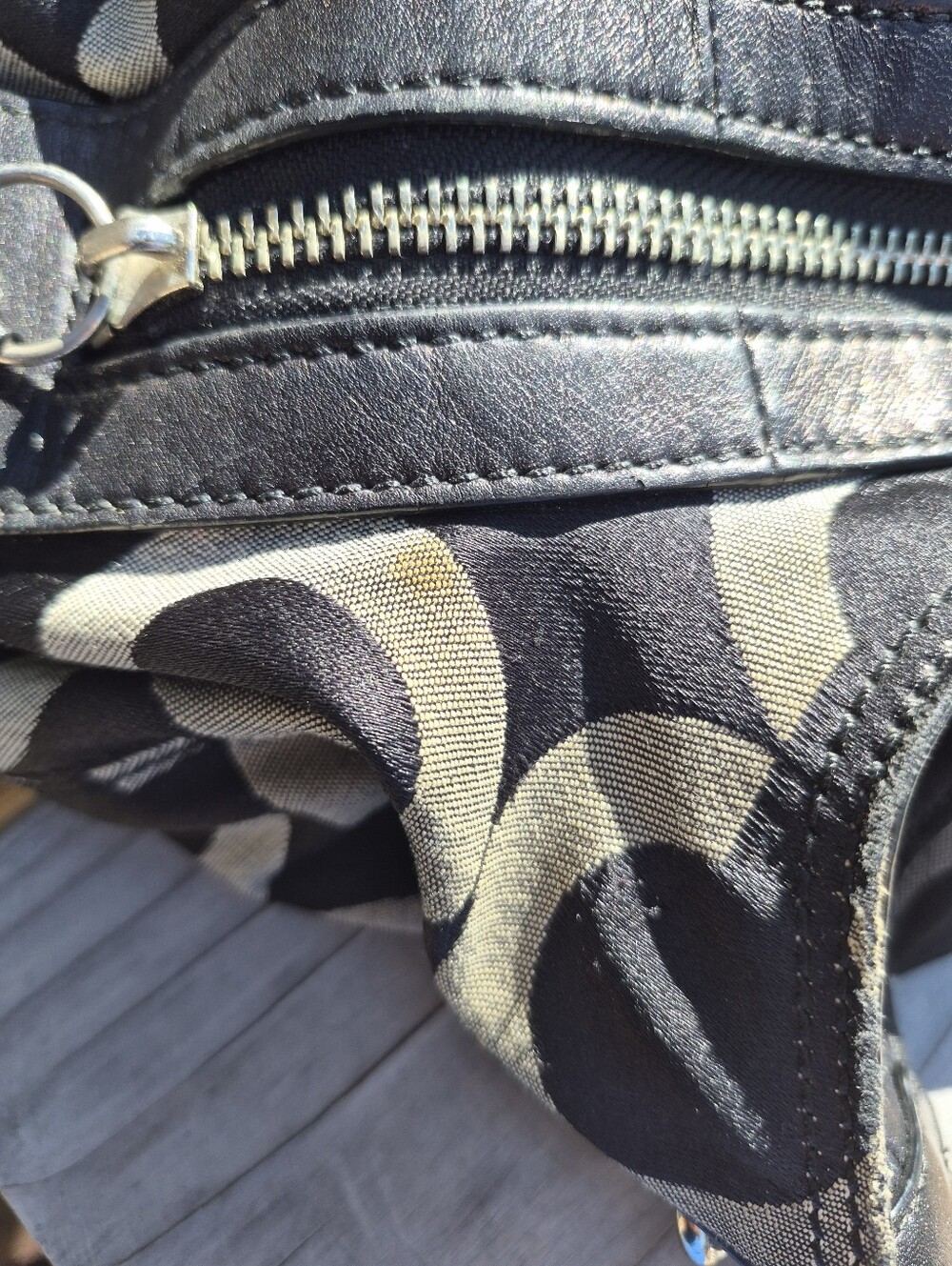 Coach Vintage Madison Op Art Maggie Shoulder Bag - Picture 15 of 16